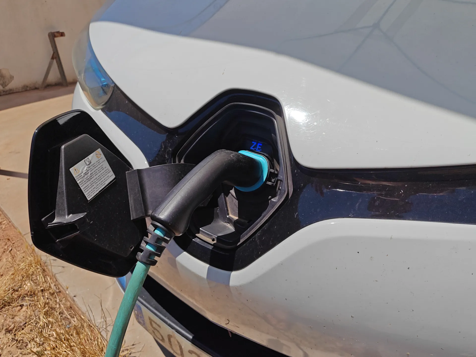 Renault Zoe Intens Q210 22 kWh (2014) — foto 4