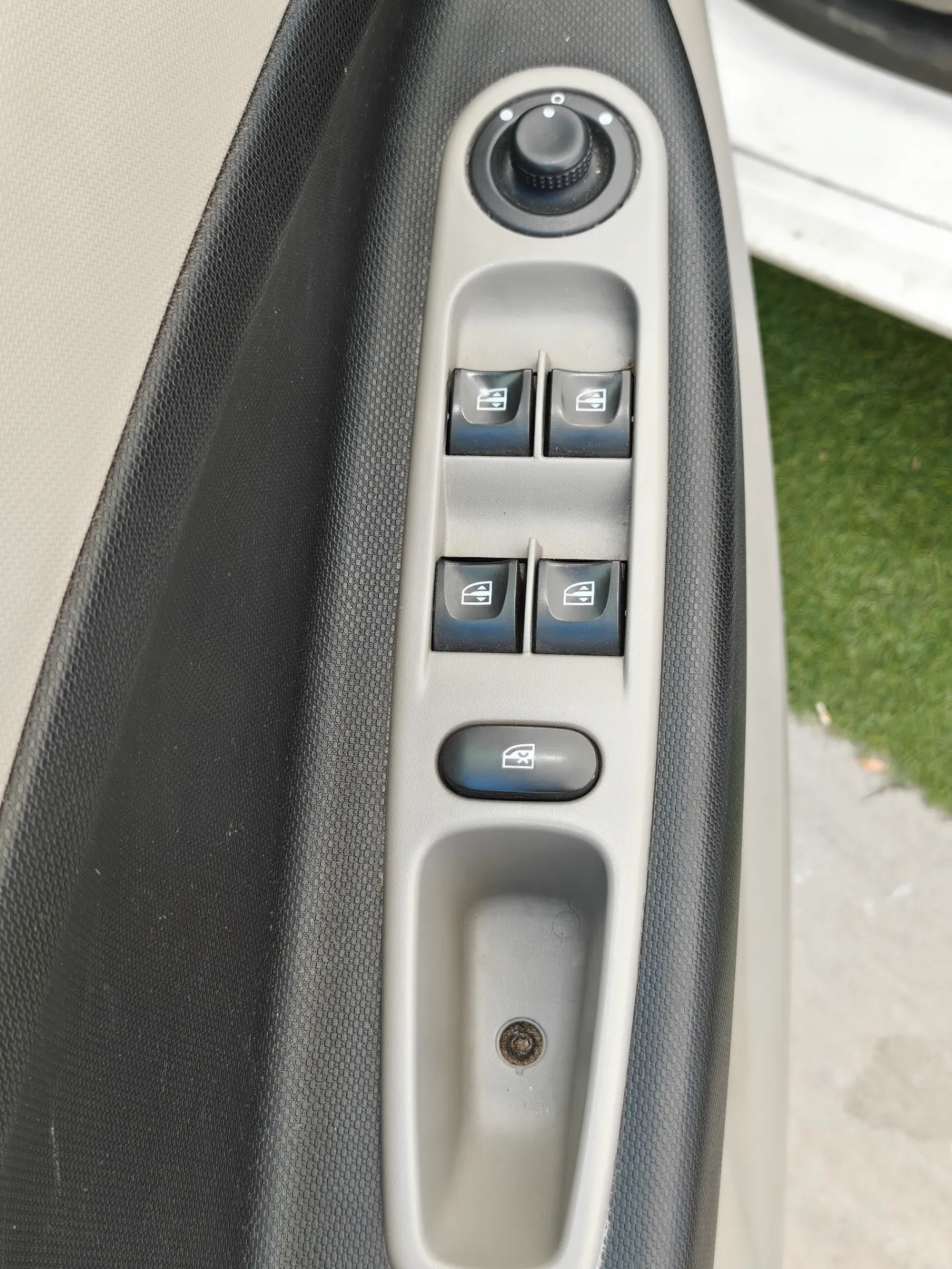 Renault Zoe Intens Q210 22 kWh (2014) — foto 6