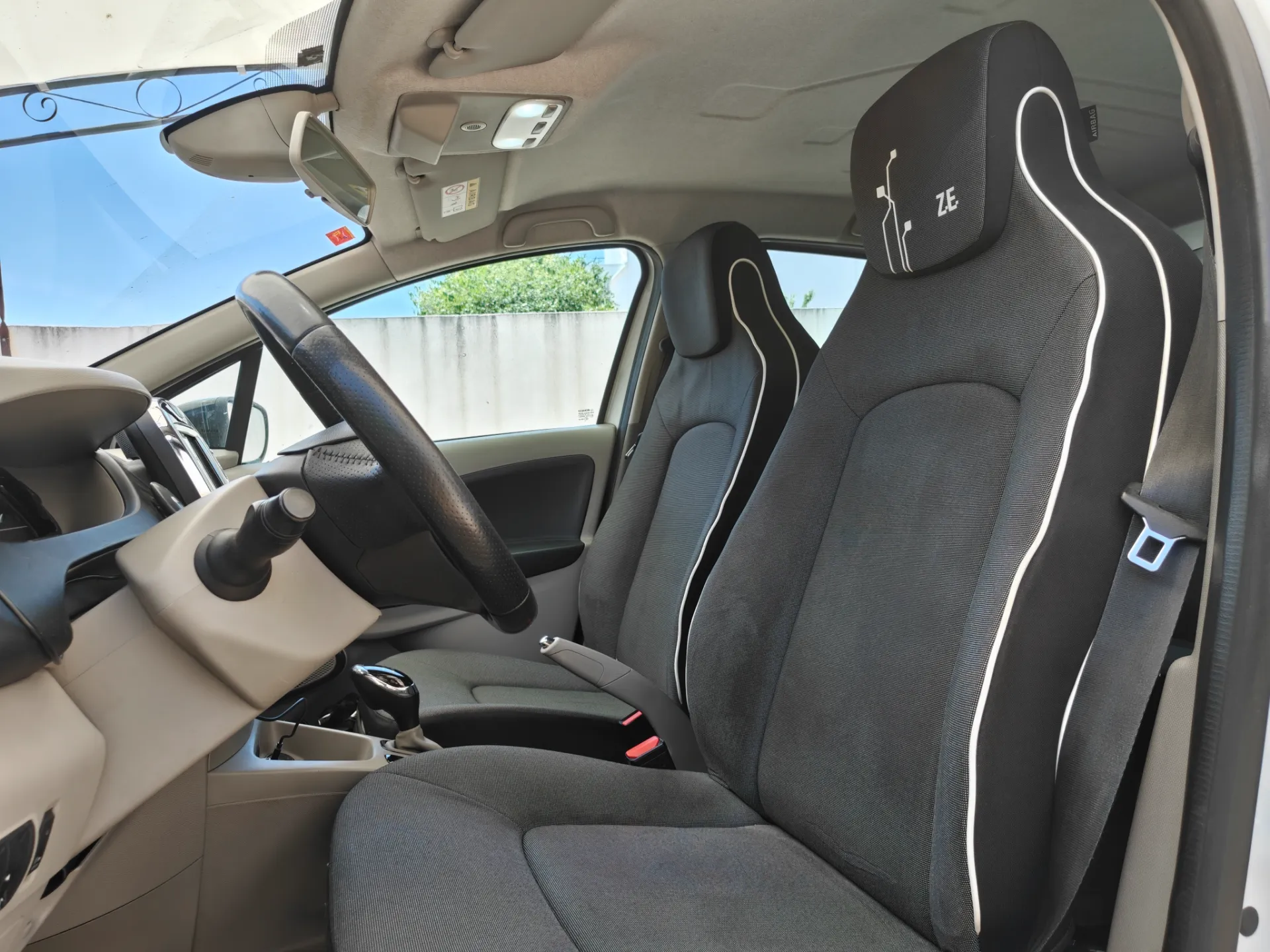 Renault Zoe Intens Q210 22 kWh (2014) — foto 18